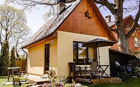 Guest House Sampetera Maja